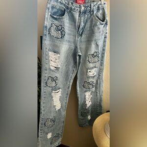 Forever 21 Hello Kitty Light Blue Embellished Boyfriend Jeans 🤍💙